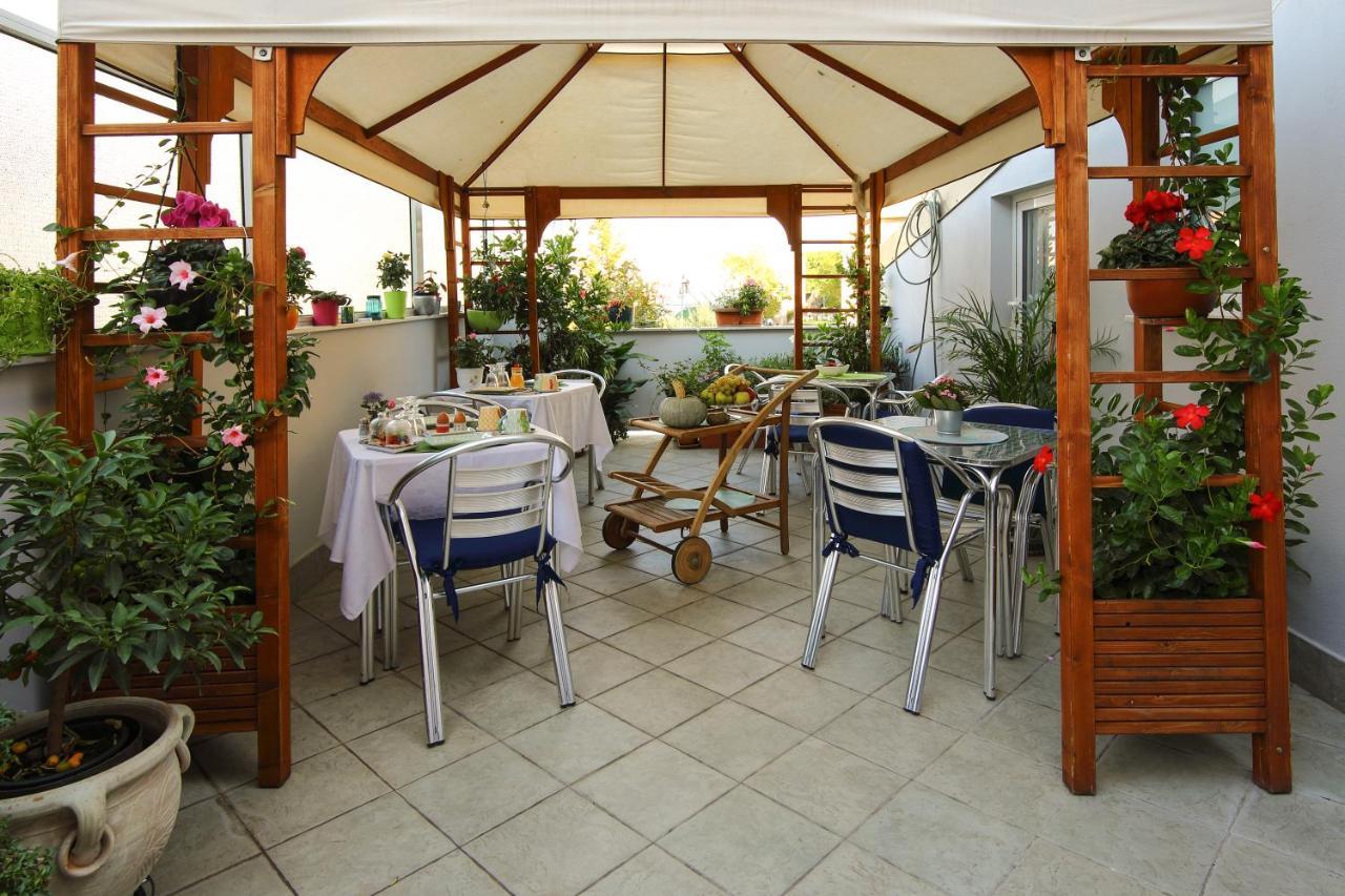 B&B Iulia Augusta Albenga Ngoại thất bức ảnh